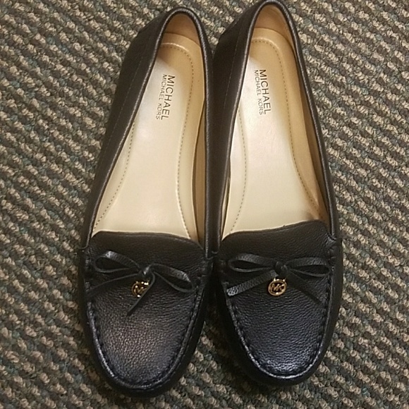 Michael Kors Black Loafers Size 7 - Picture 1 of 2